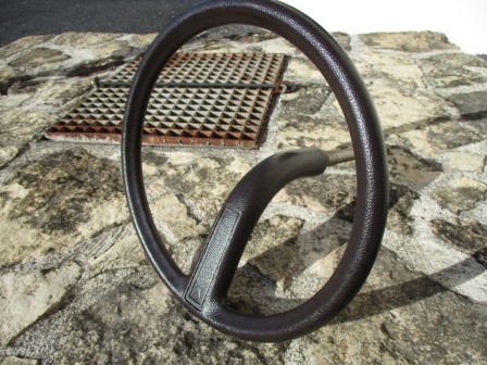 Volant_MARRON_proto__1_.JPG