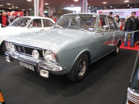 Ford_Cortina_GT.JPG