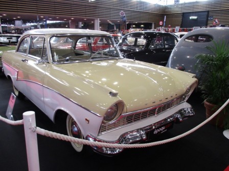 Ford_Taunus__2_.JPG