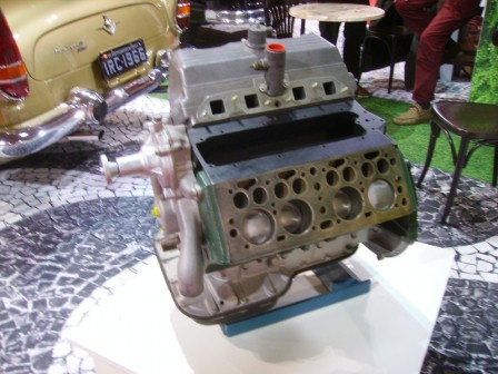 Simca_V8_Emisul__4_.JPG